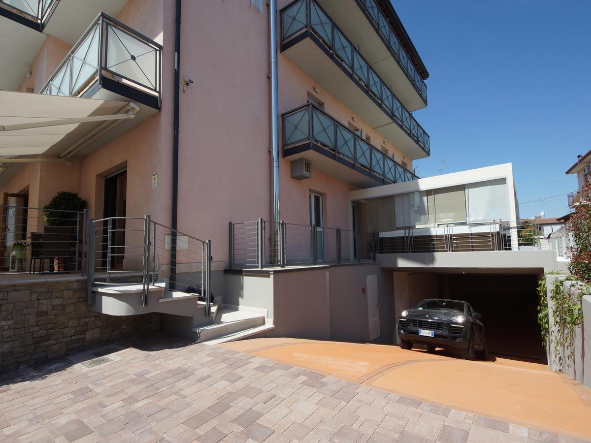 Hotel Clarin 14 By Dori Peschiera del Garda Exterior foto